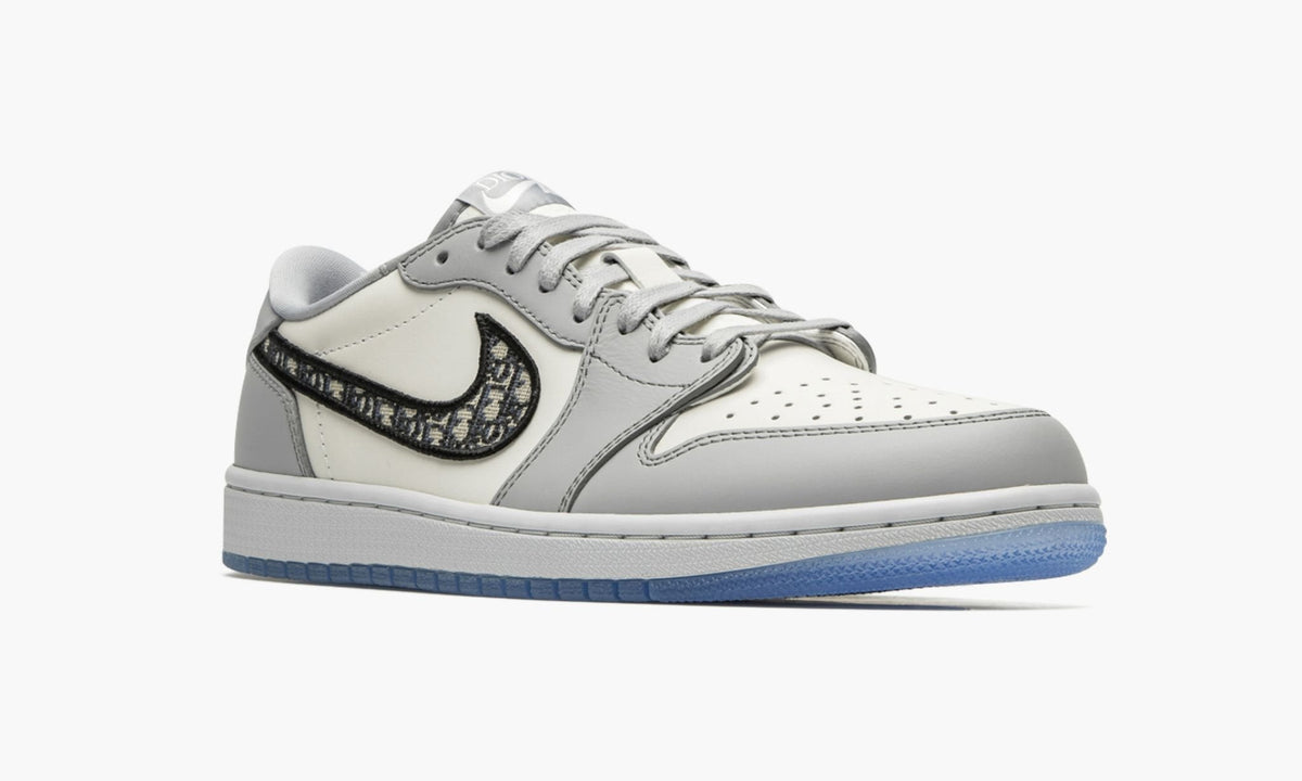 Air Jordan 1 Low "Dior" Sneakers