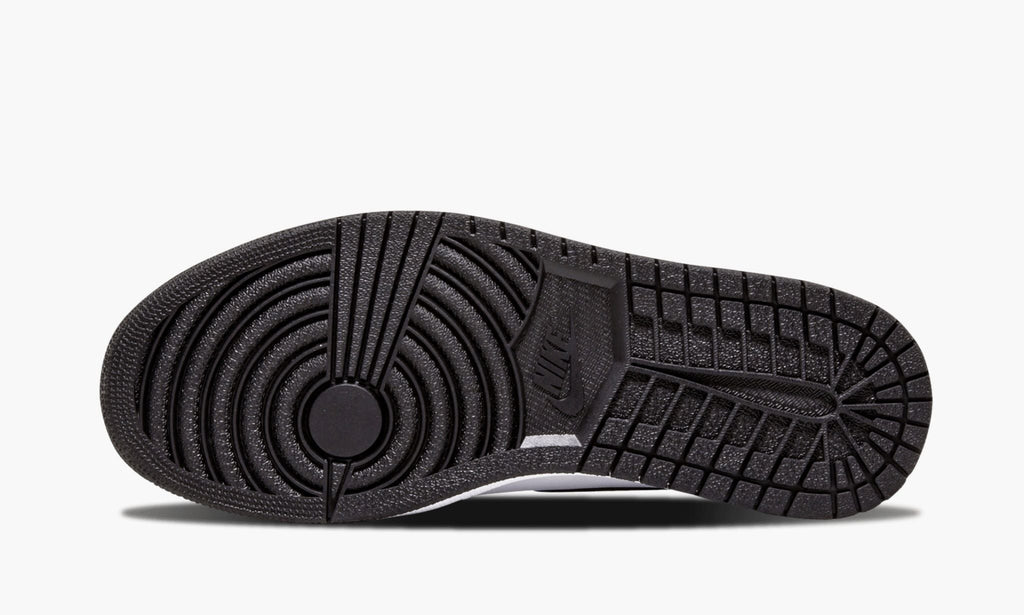 Air Jordan 1 Retro High Sneakers