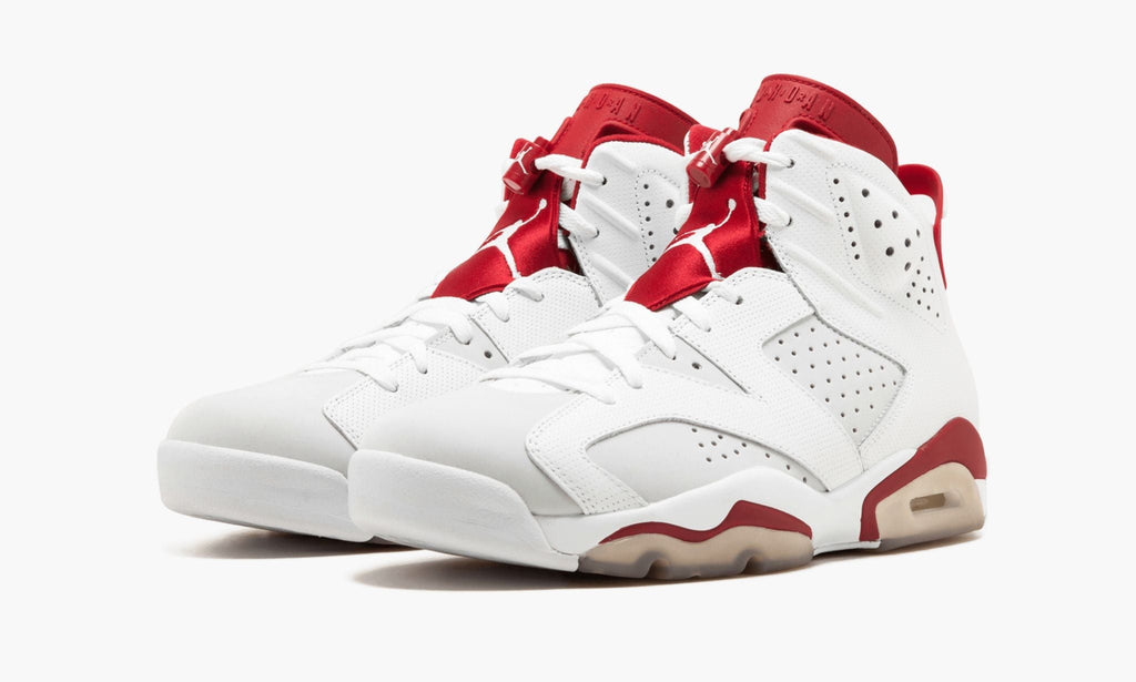 Air Jordan 6 Retro Alternate Sneakers