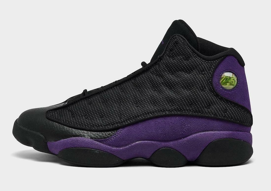 Jordan 13 Black / Purple Sneakers